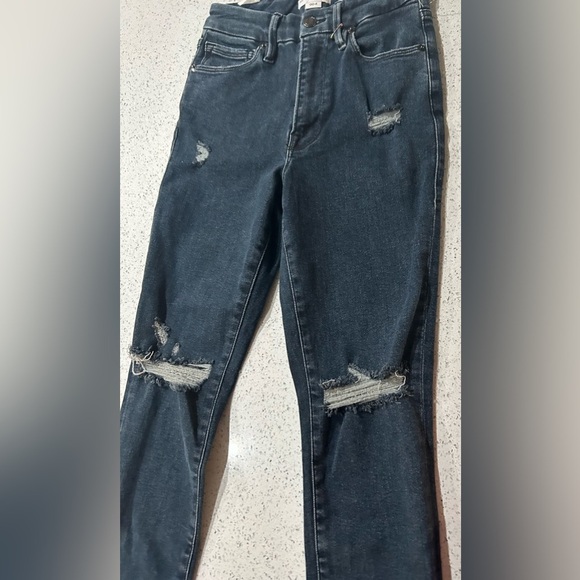 Good American Women's Distressed blue Jeans size 00 new without tags - Picture 2 of 4